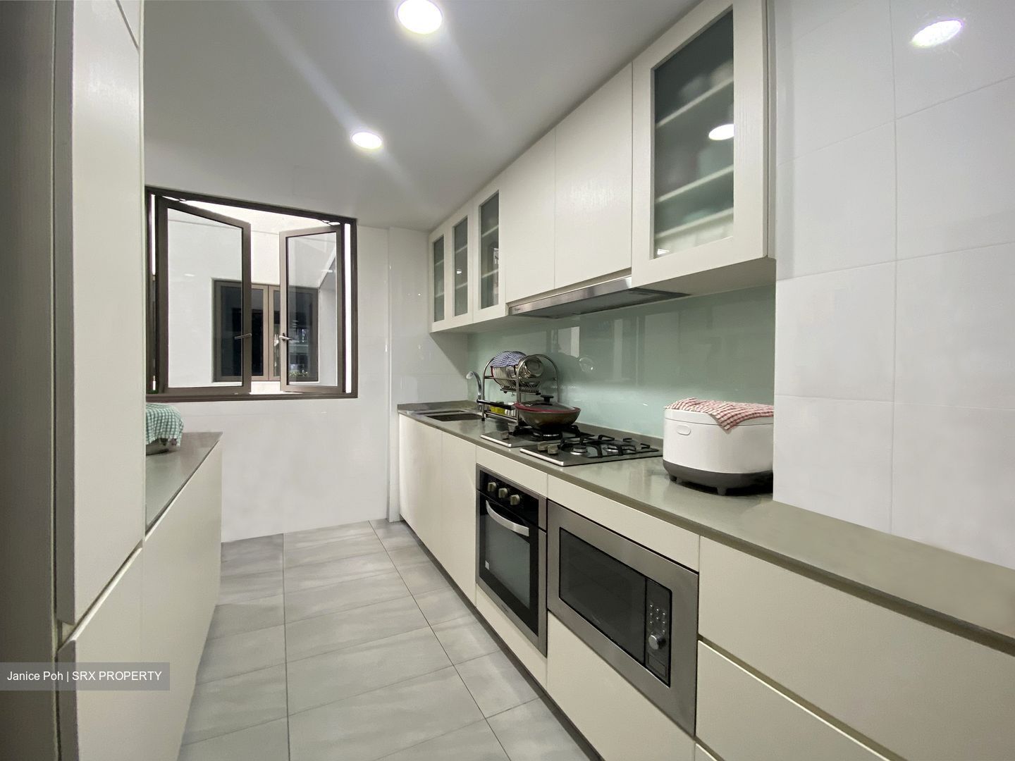 The Inflora (D17), Condominium #352726511